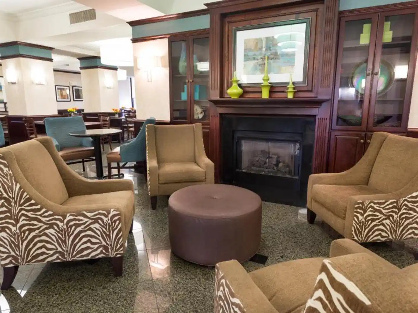 Drury Inn & Suites Troy Lobby