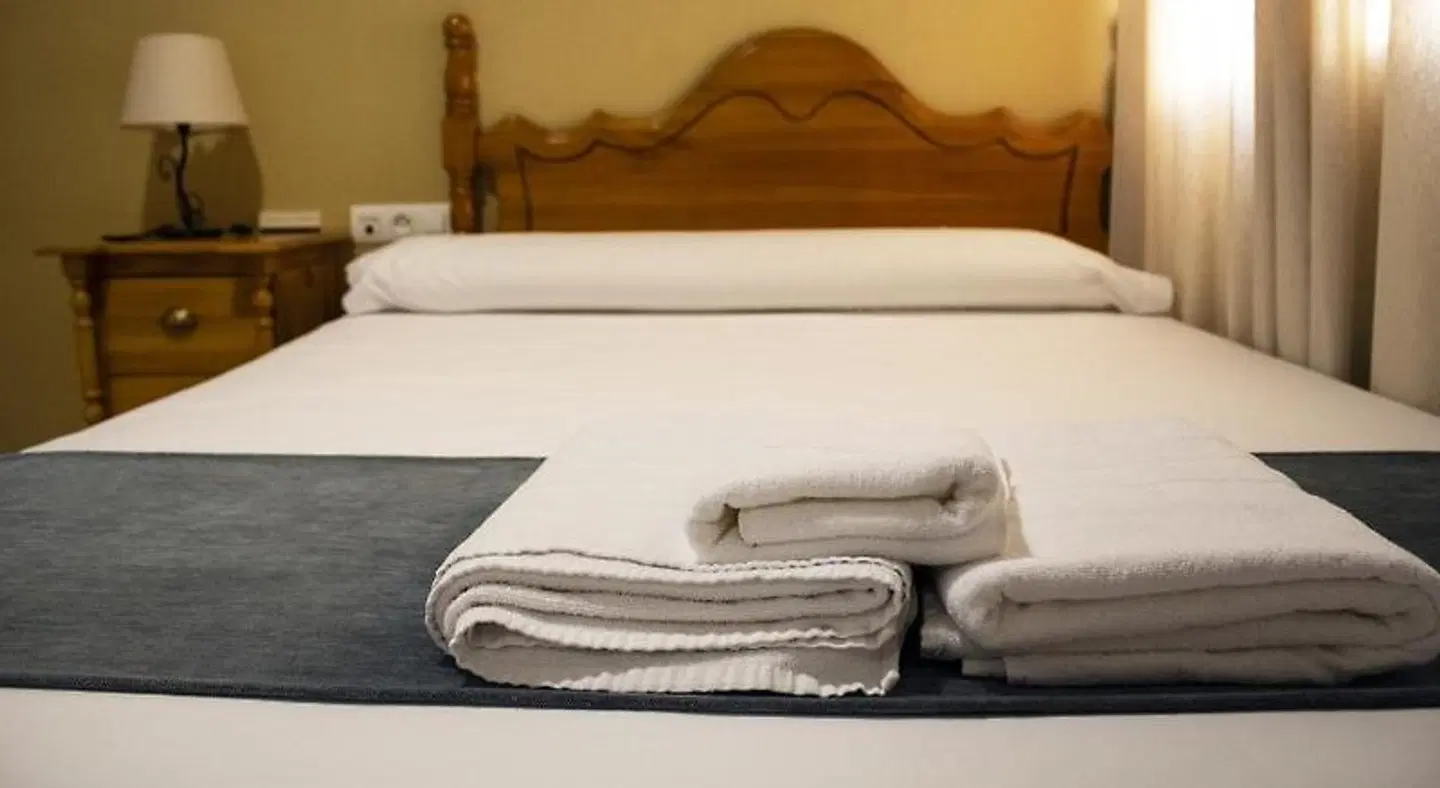 Hostal Valdepeñas ROOM_EXAMPLE