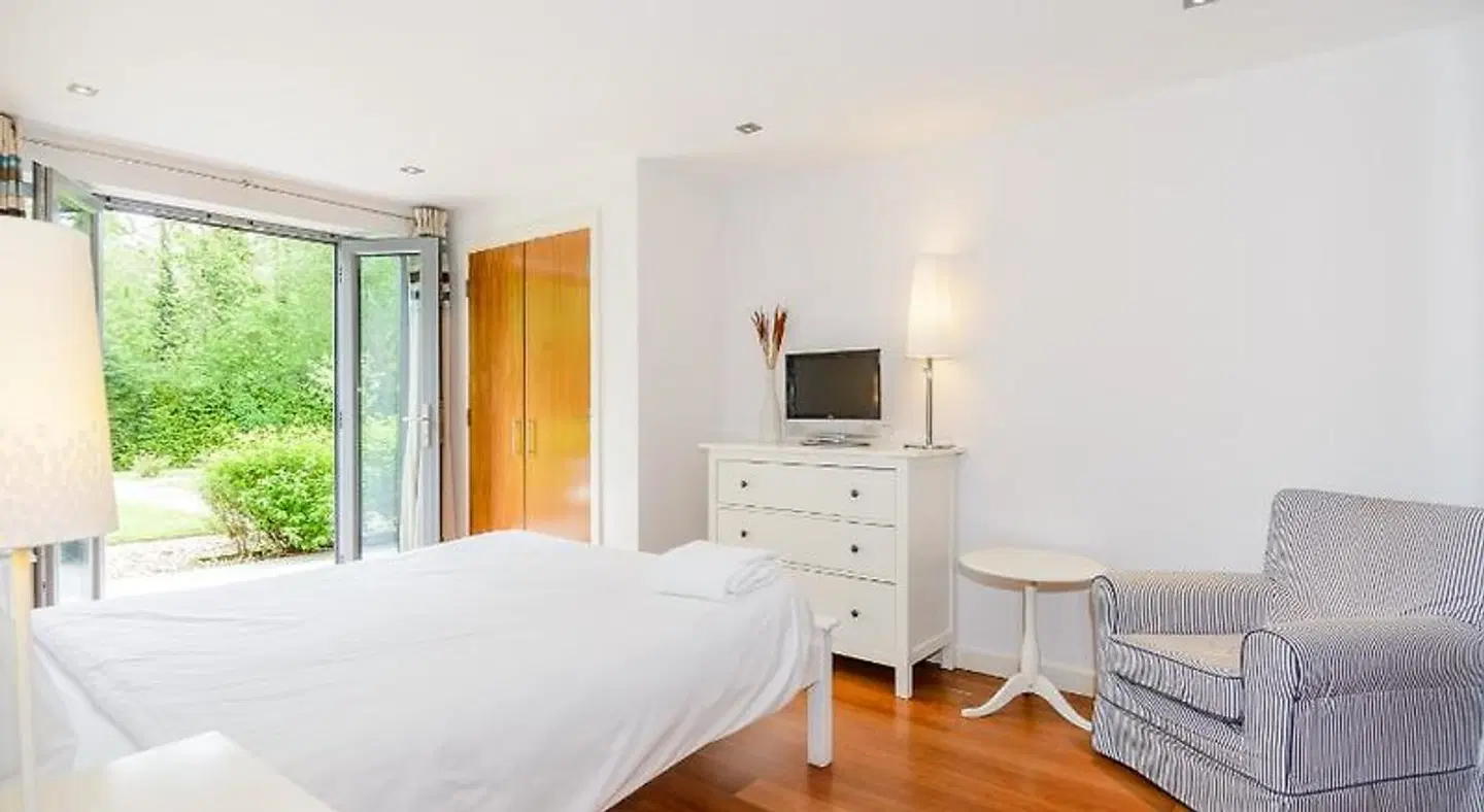 Lanes Hotel ROOM_EXAMPLE