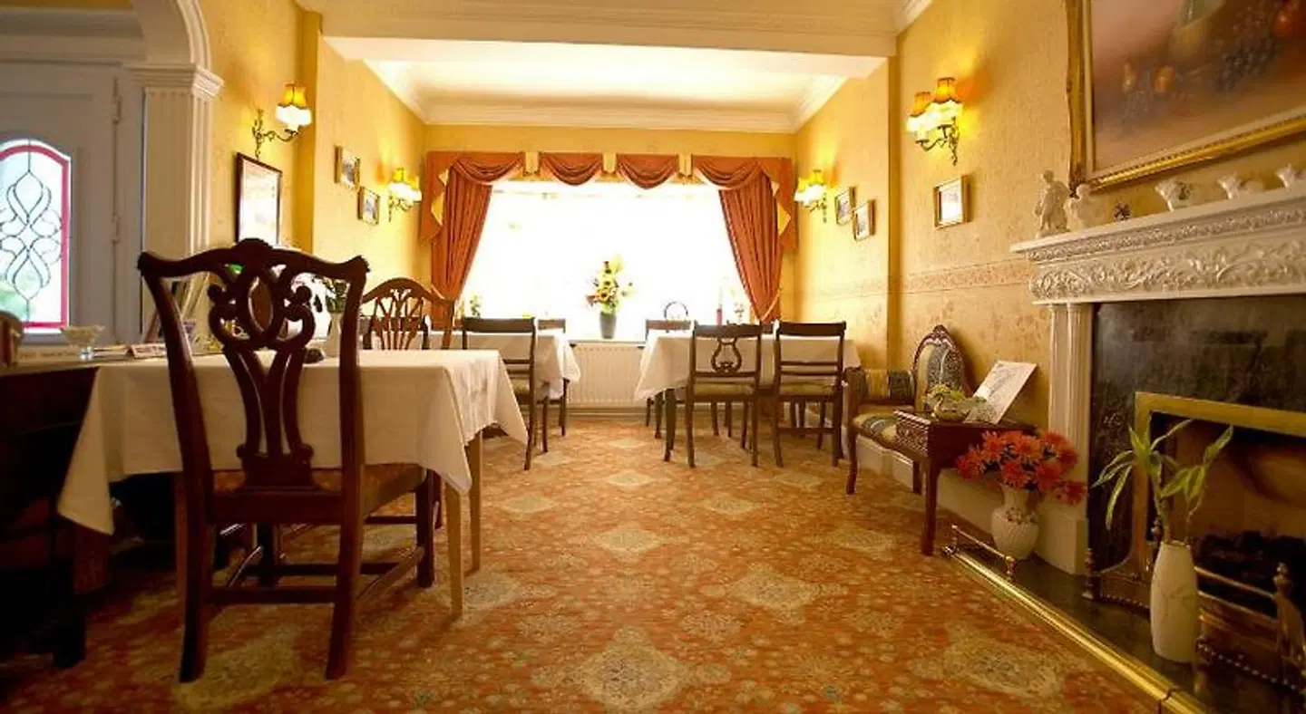 Moonraker House Restaurant