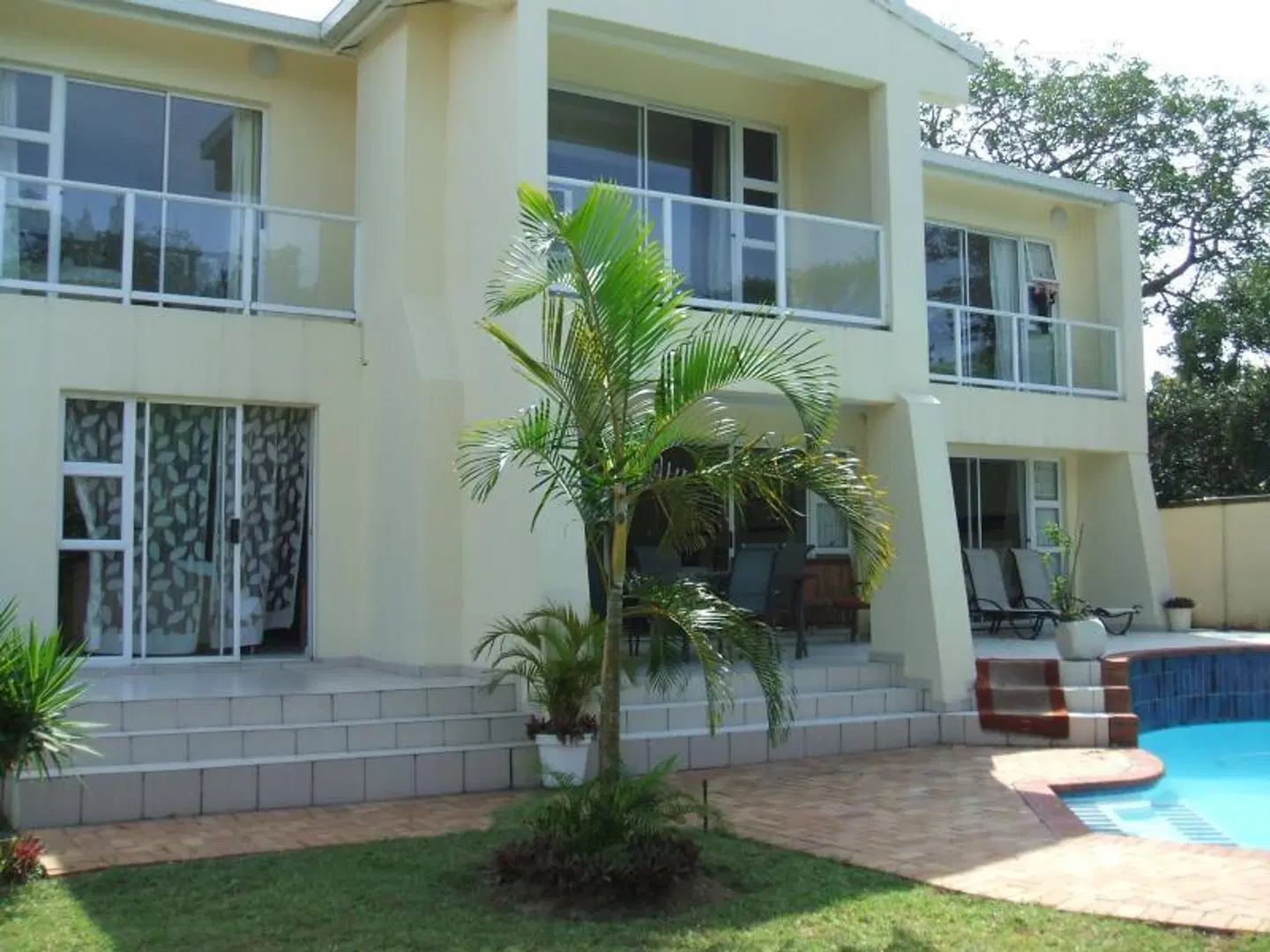 Ridgesea Guest House EXTERIOR