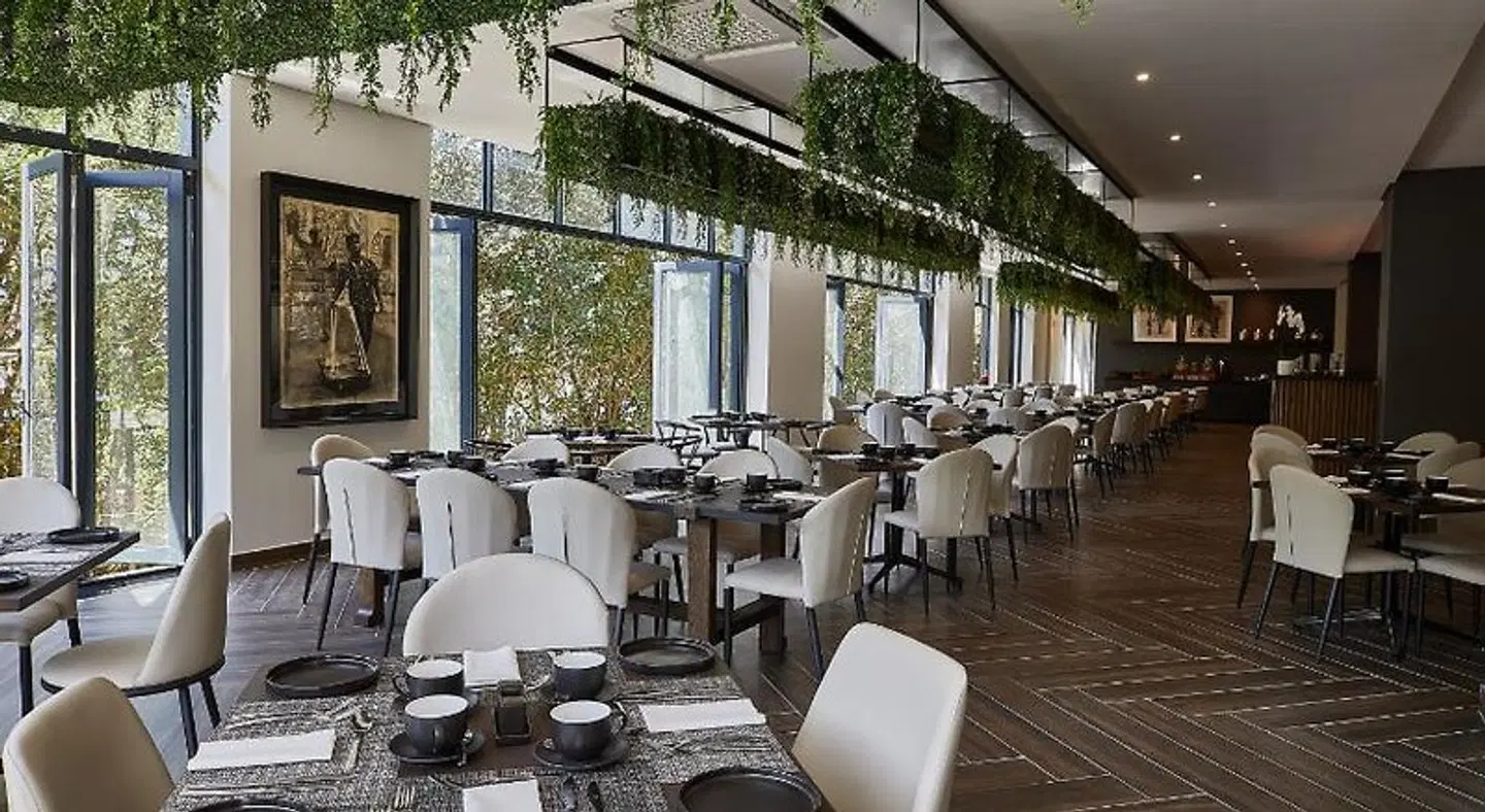 The Catalyst Hotel by NEWMARK Restaurant