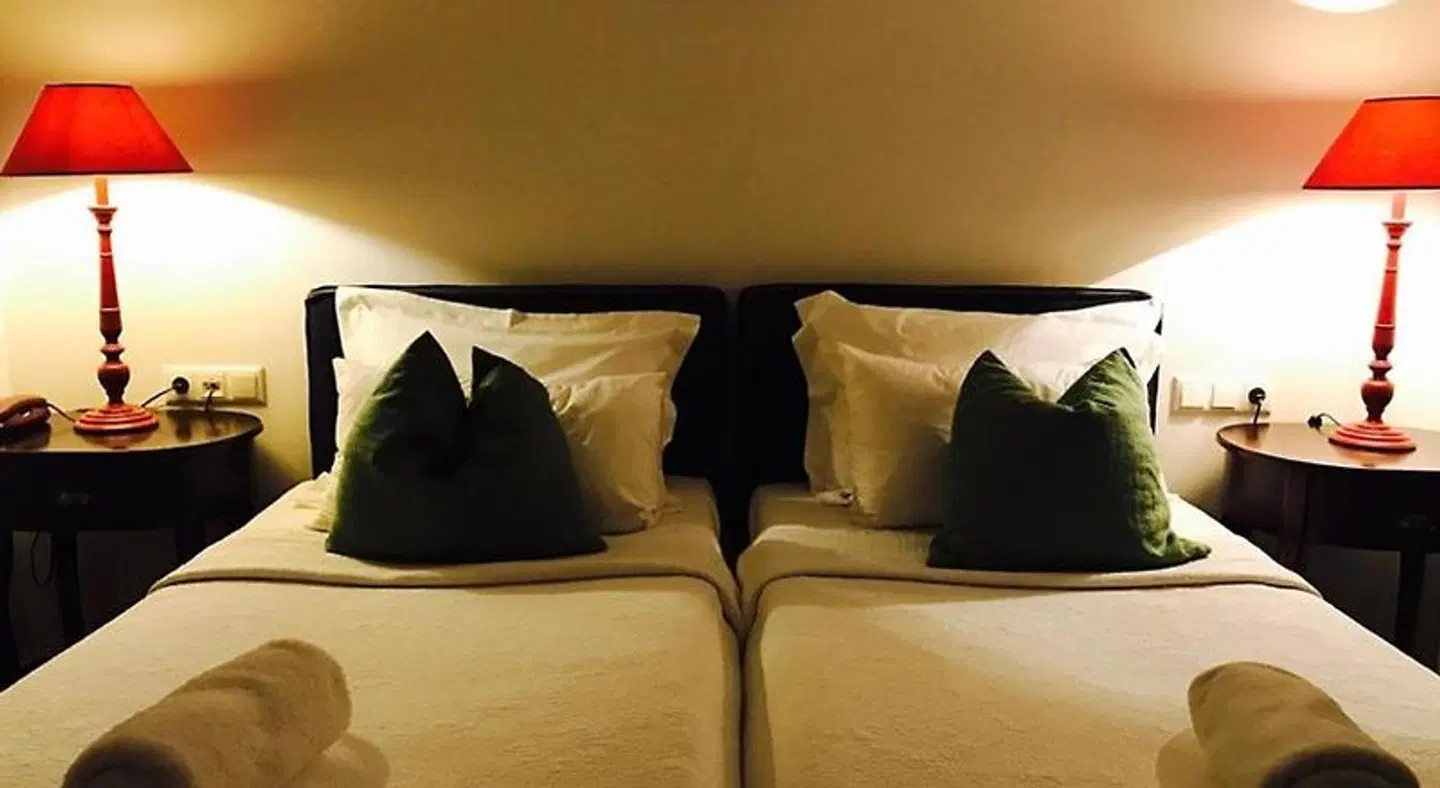 Afroditi Arhontiko ROOM_EXAMPLE