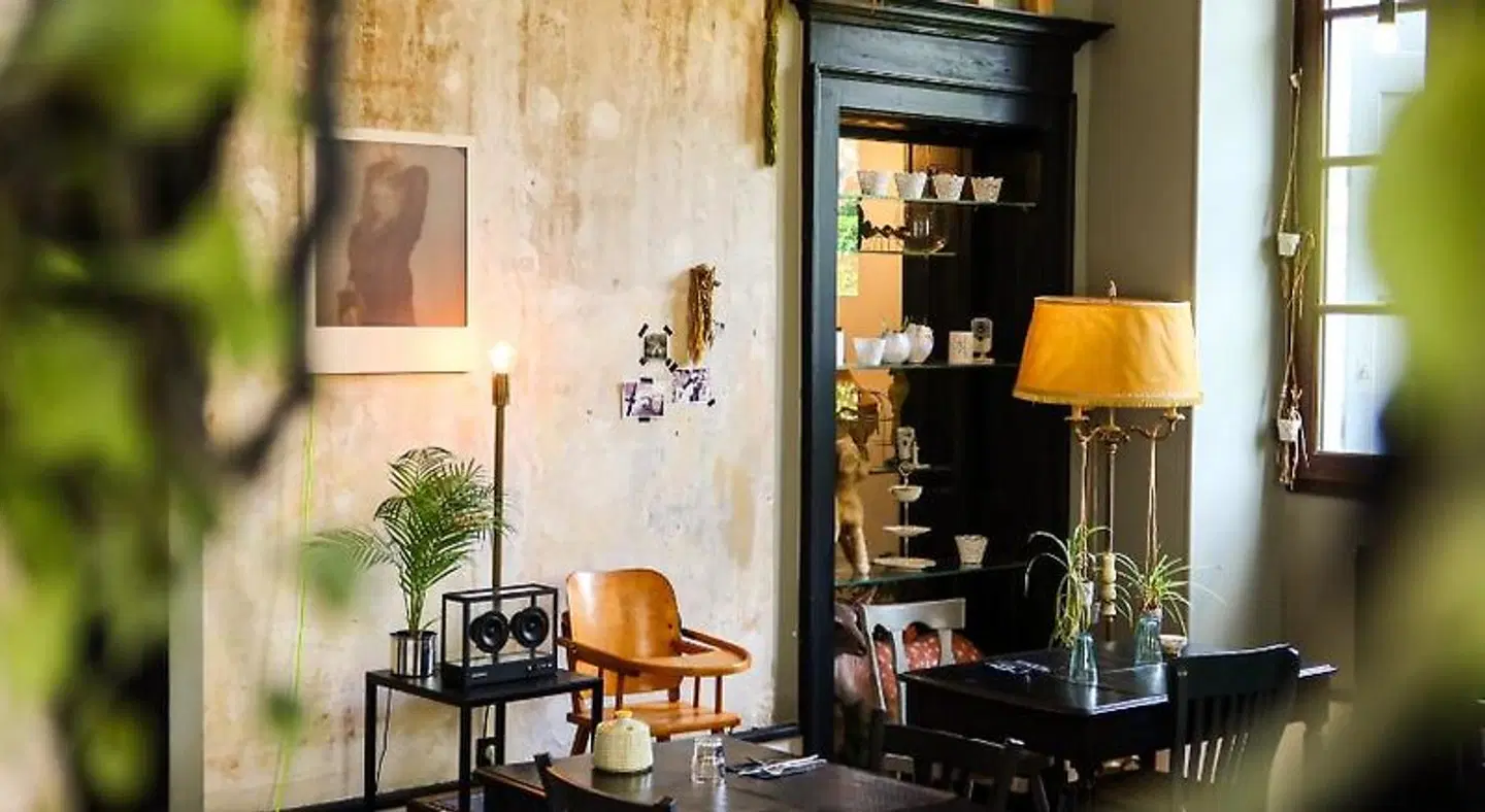 Le Boutik Hotel Bar