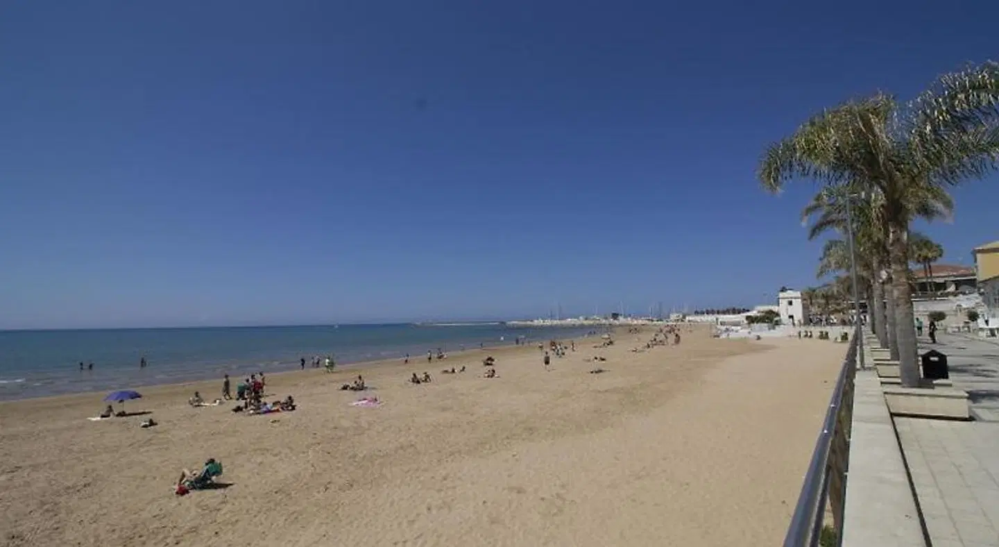 Marina Domus Rooms Strand