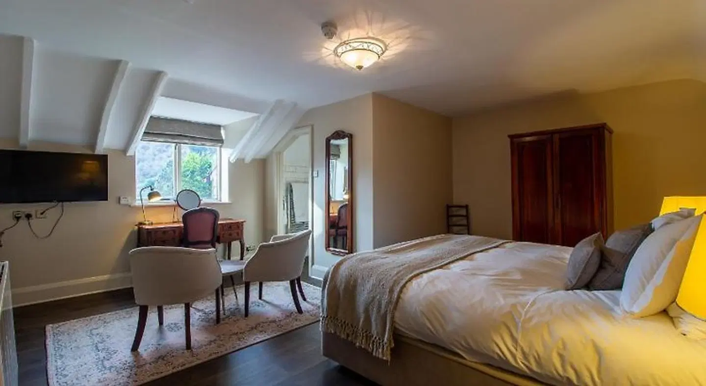 Parva Farmhouse Riverside Guesthouse ROOM_EXAMPLE