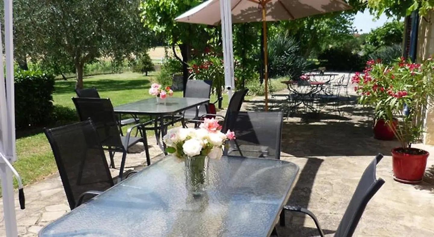 Au Mas du Soleil Terrasse