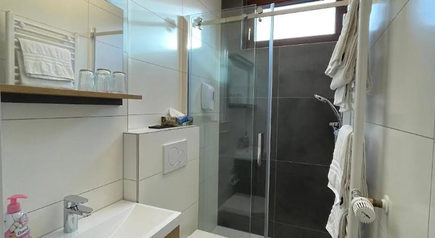 Zum Fährturm Badezimmer