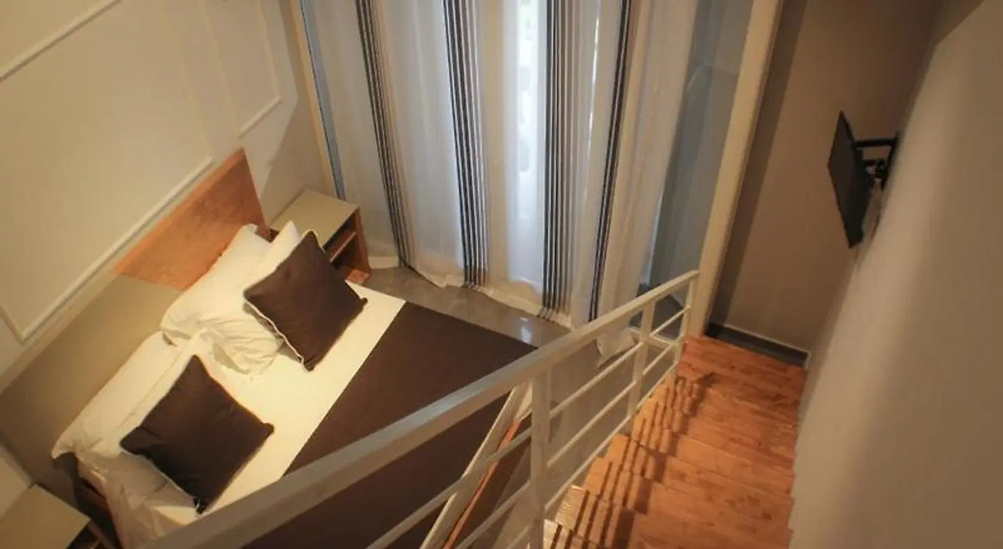 Be Italian Flat Piazza Bovio 22 ROOM_EXAMPLE