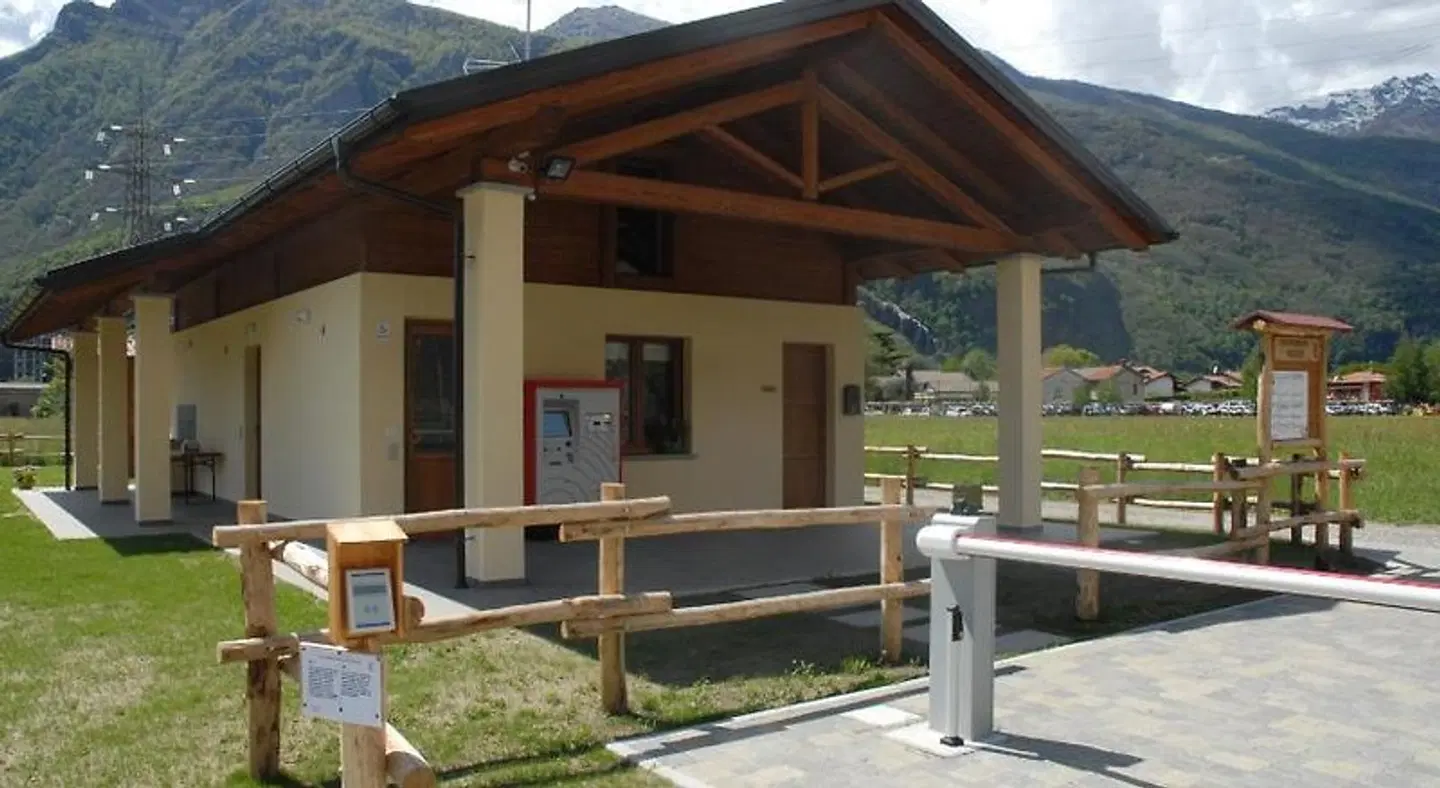 Area sosta attrezzata Miglio608 Terrasse