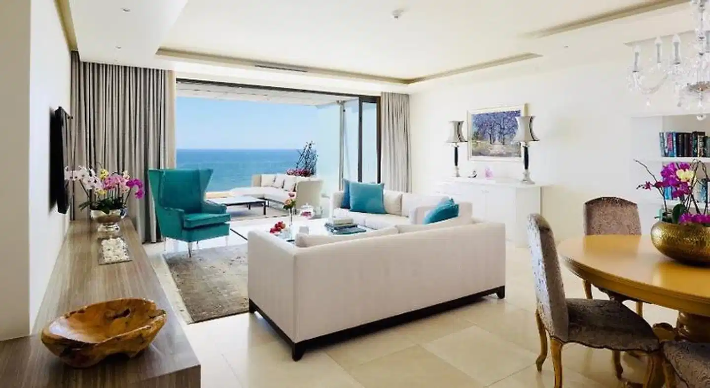 The Clarendon - Bantry Bay Wohnbeispiel
