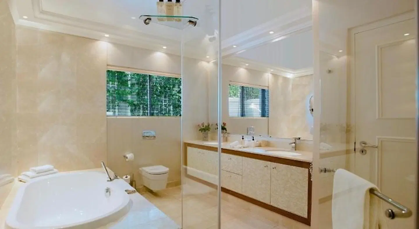 The Clarendon - Bantry Bay Badezimmer