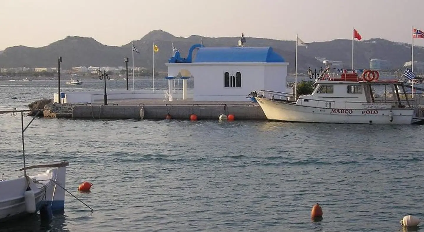 Nephele Apartments Strand