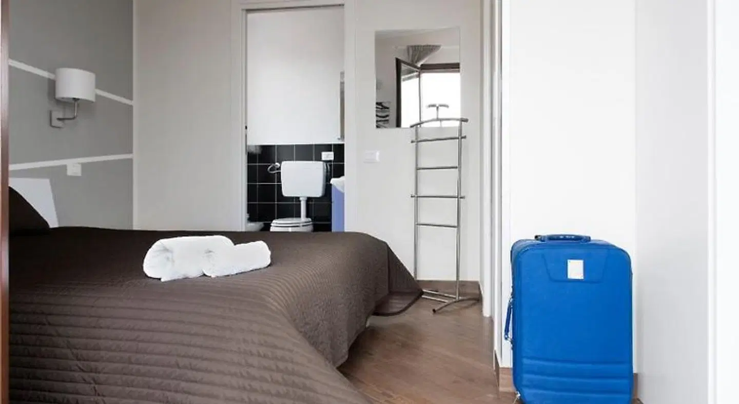 ADDISA ROOM_EXAMPLE