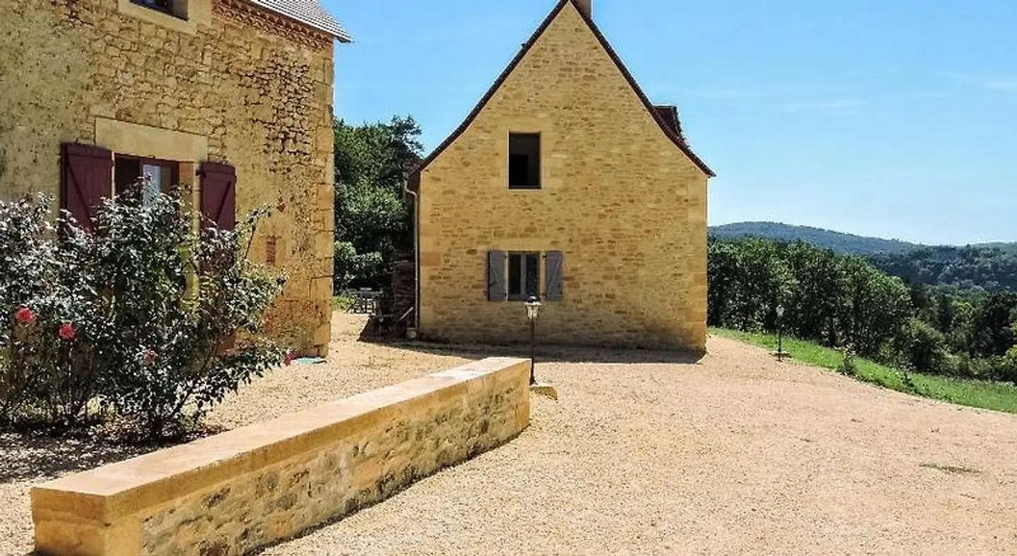 Domaine de Fleurie EXTERIOR