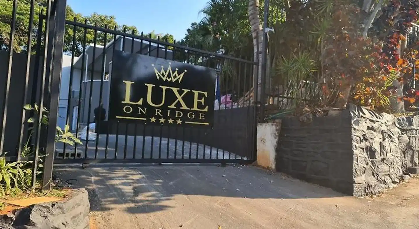 Luxe on Ridge Boutique Hotel Aussenansicht