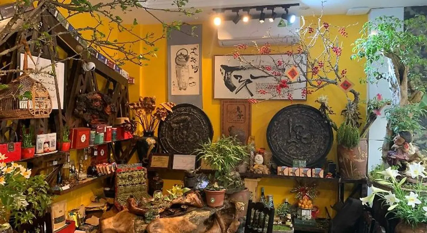 Maison Mackeno Restaurant