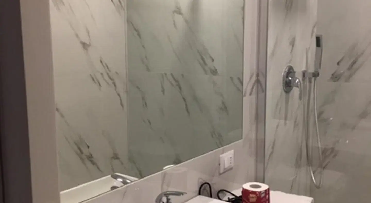 Affreschi a San Pietro Badezimmer