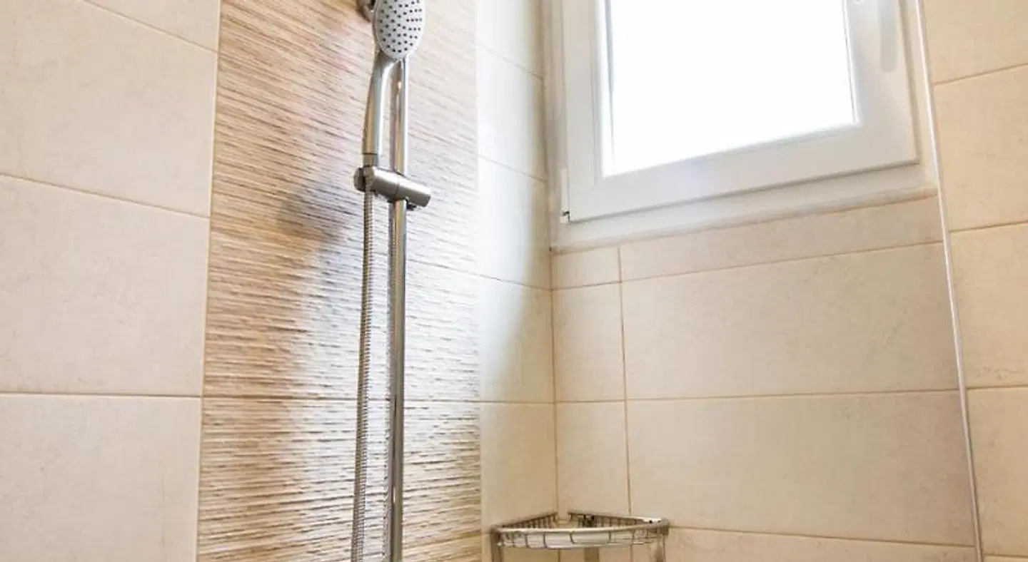 Porfyris Studios and Apartments Badezimmer