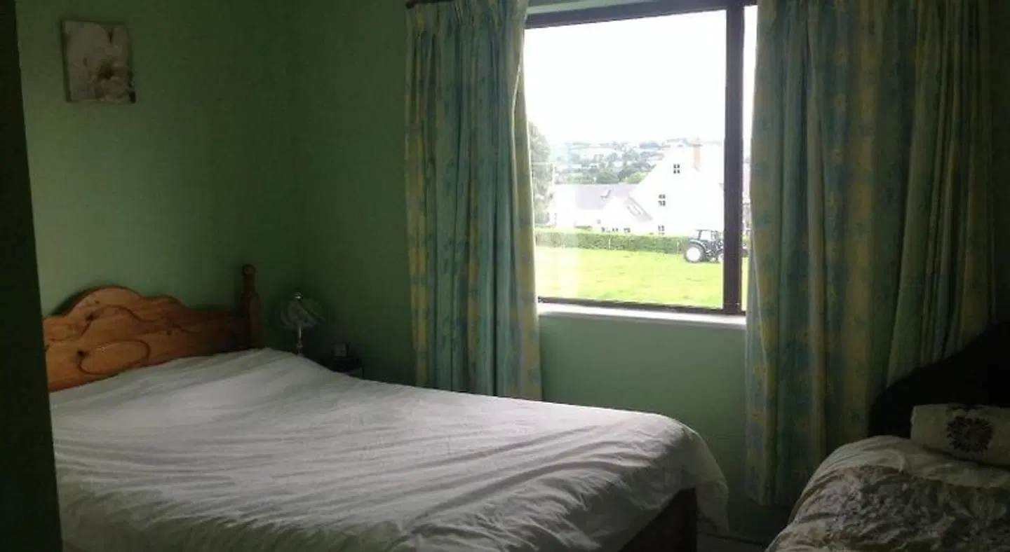 Hill View B&B ROOM_EXAMPLE