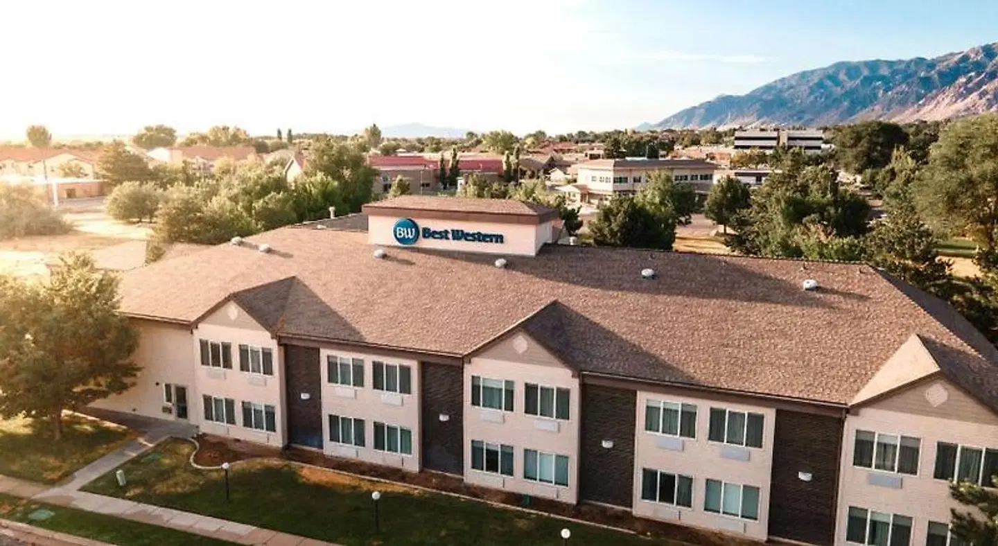 Best Western Brigham City Inn & Suites EXTERIOR
