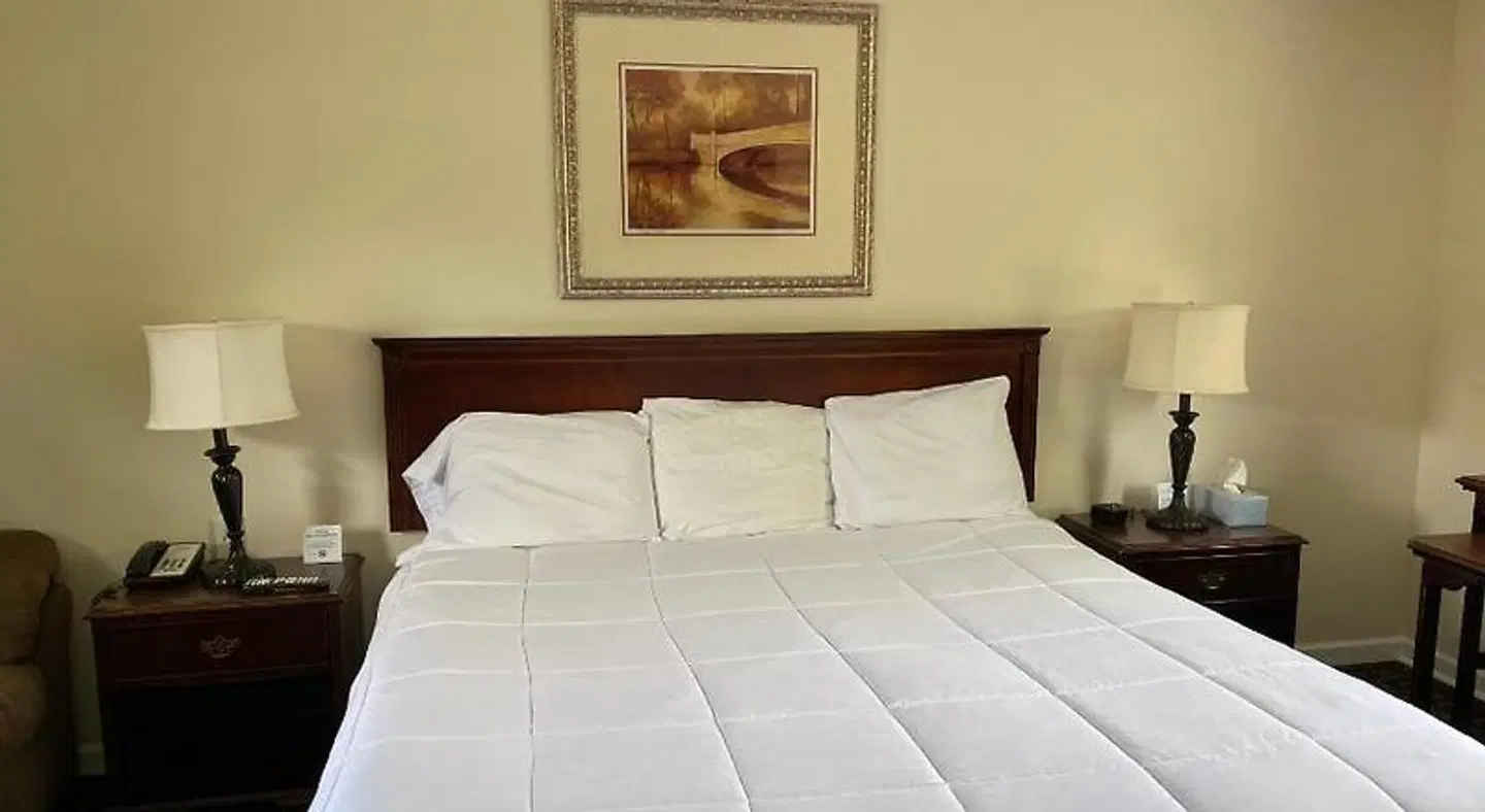 Villager Motel ROOM_EXAMPLE