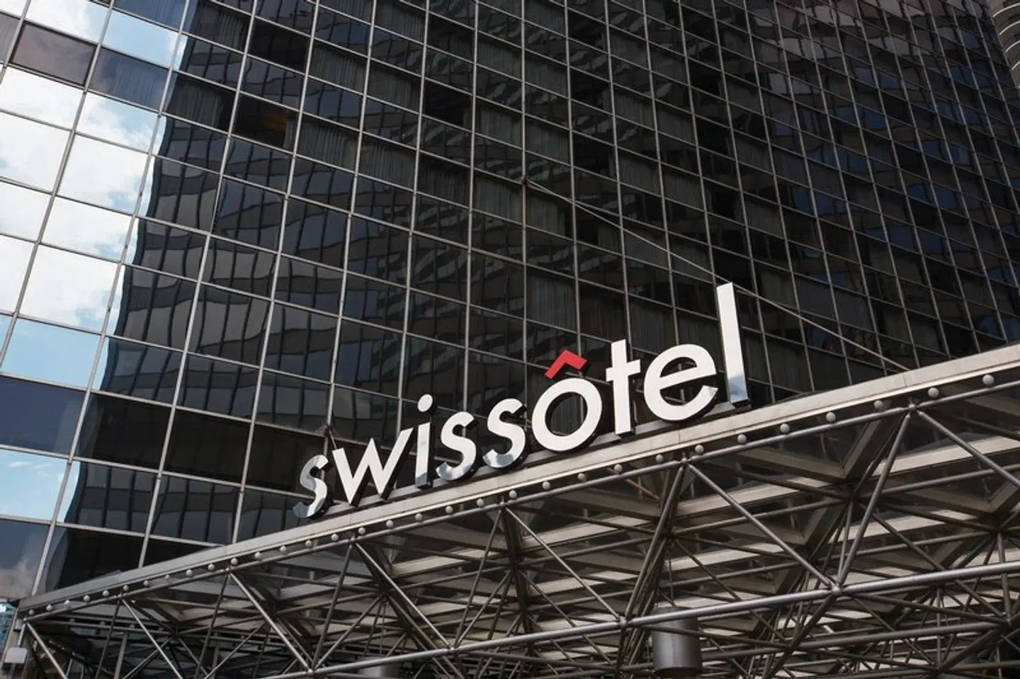 Swissôtel Chicago EXTERIOR