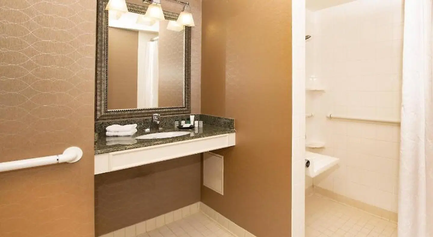 Sheraton Hartford South Hotel Badezimmer