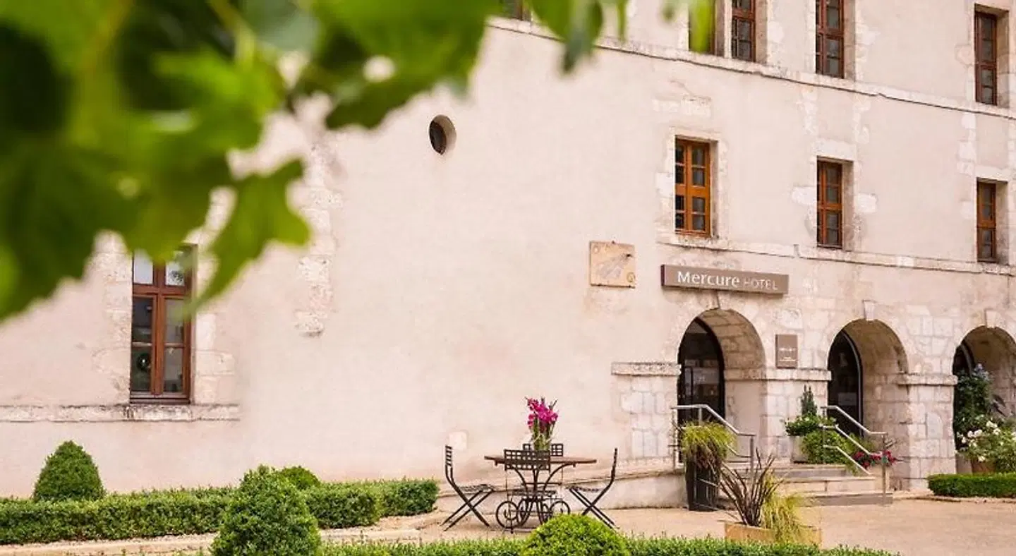 Hôtel de Bourbon - Mercure Bourges Garten