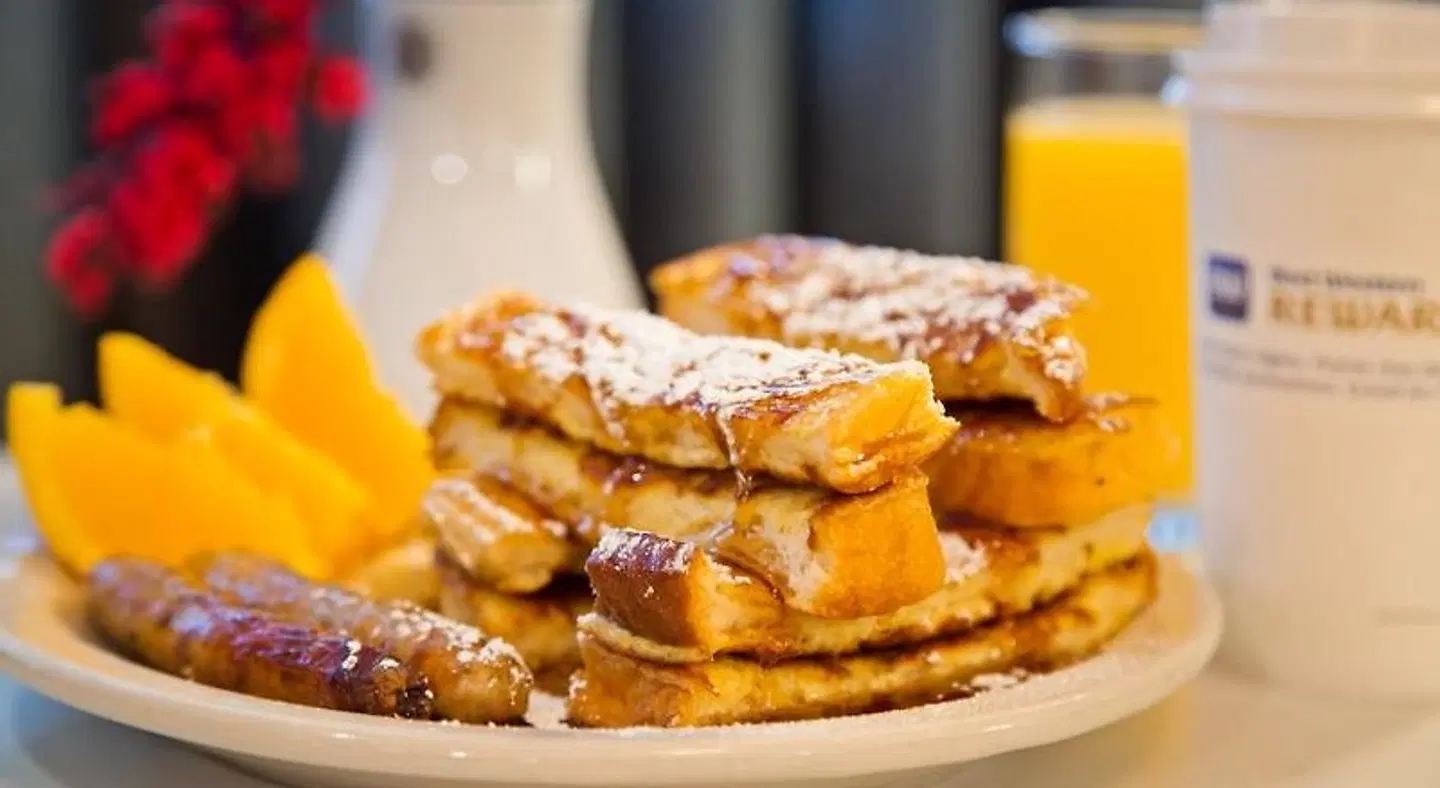 Best Western West Towne Suites Restaurant