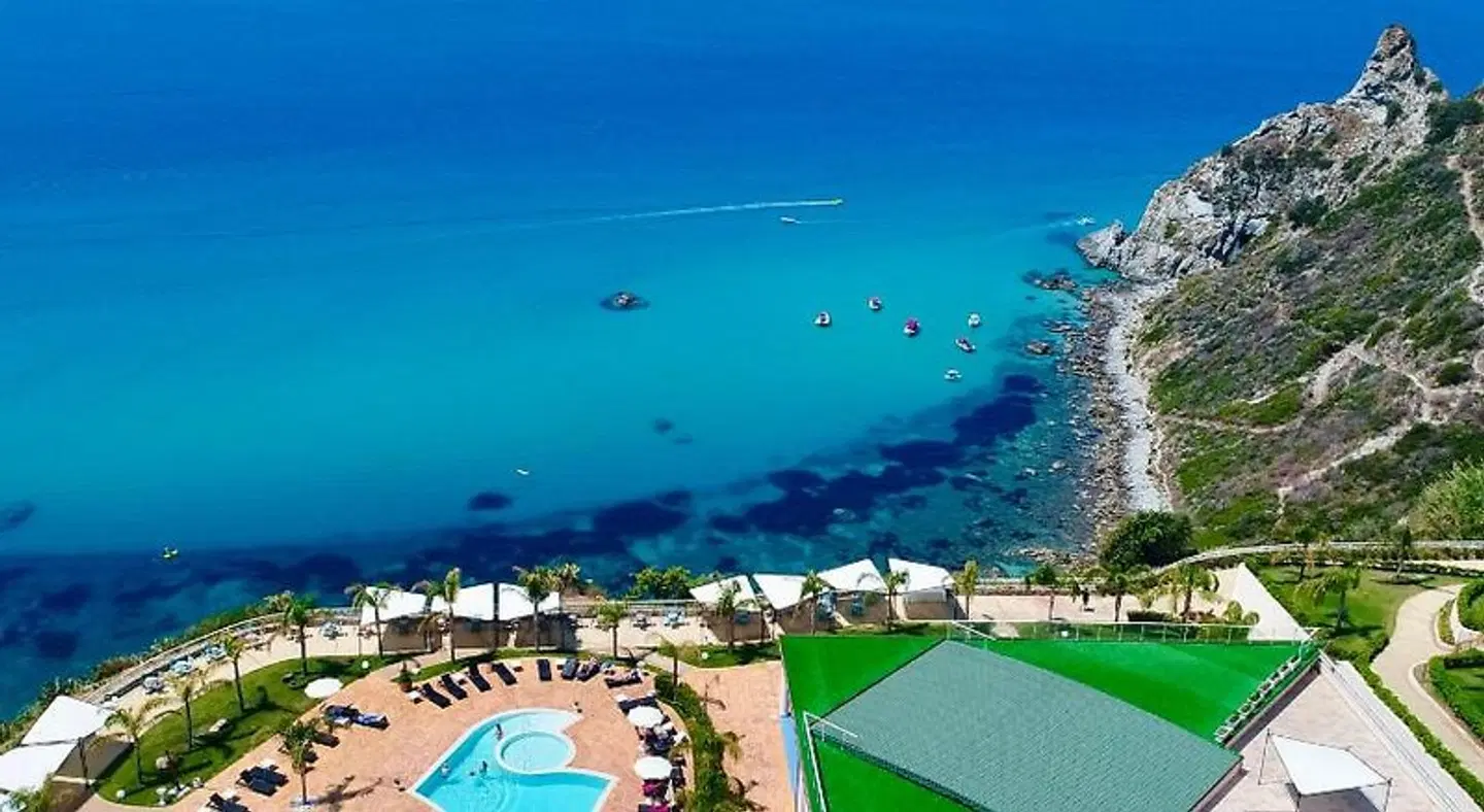 Blue Bay Resort SPORTS_AND_LEISURE