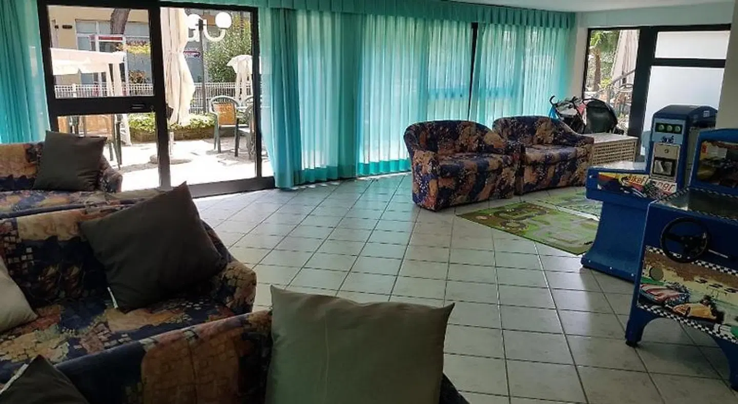 Katia LOUNGE_LOBBY