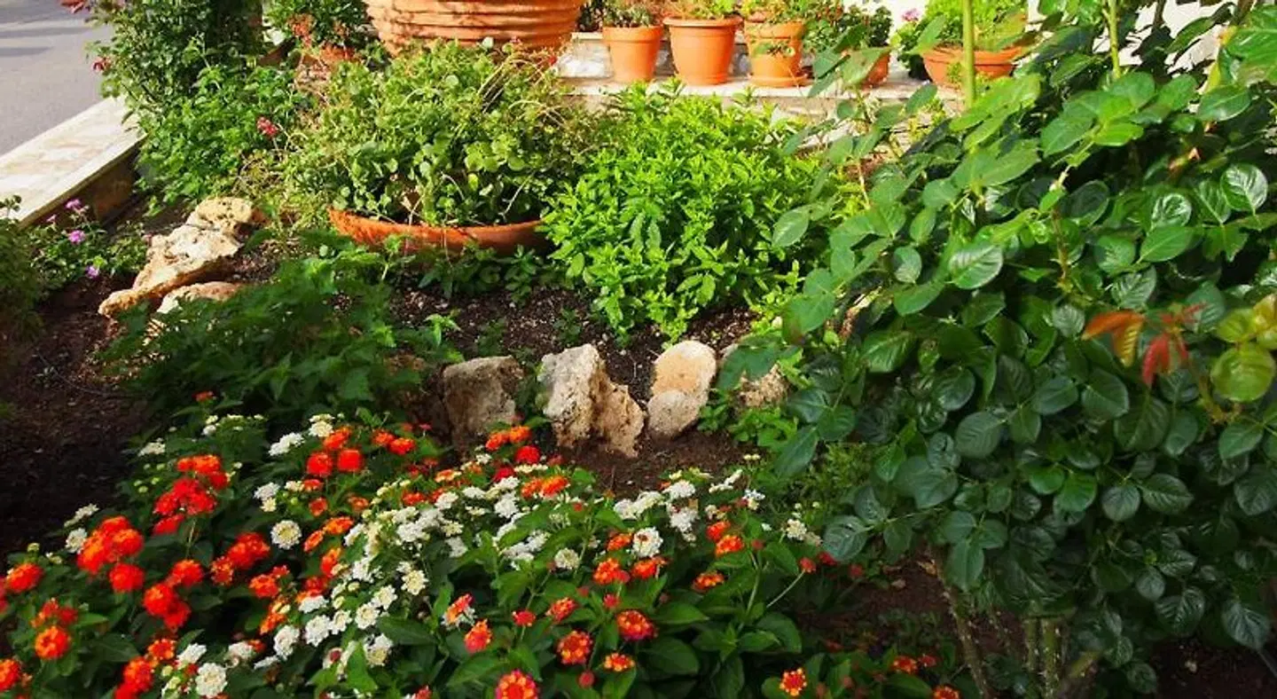 Hotel Stoupa Garten