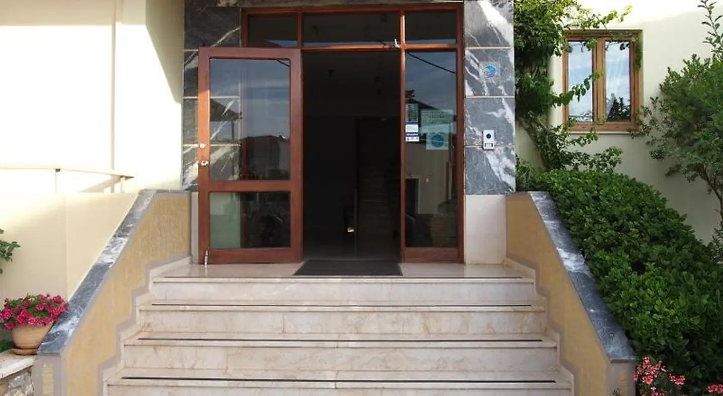 Hotel Stoupa EXTERIOR