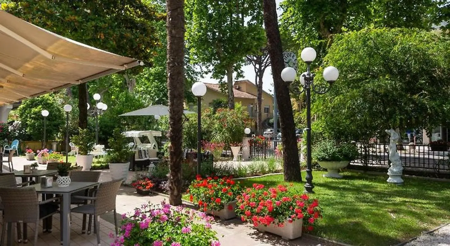 Hotel Verde Luna Garten