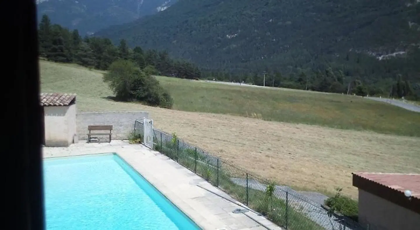 Mas du Colombier OUTDOOR_POOL