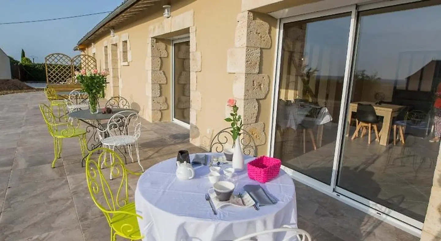 Les Marchettes Terrasse