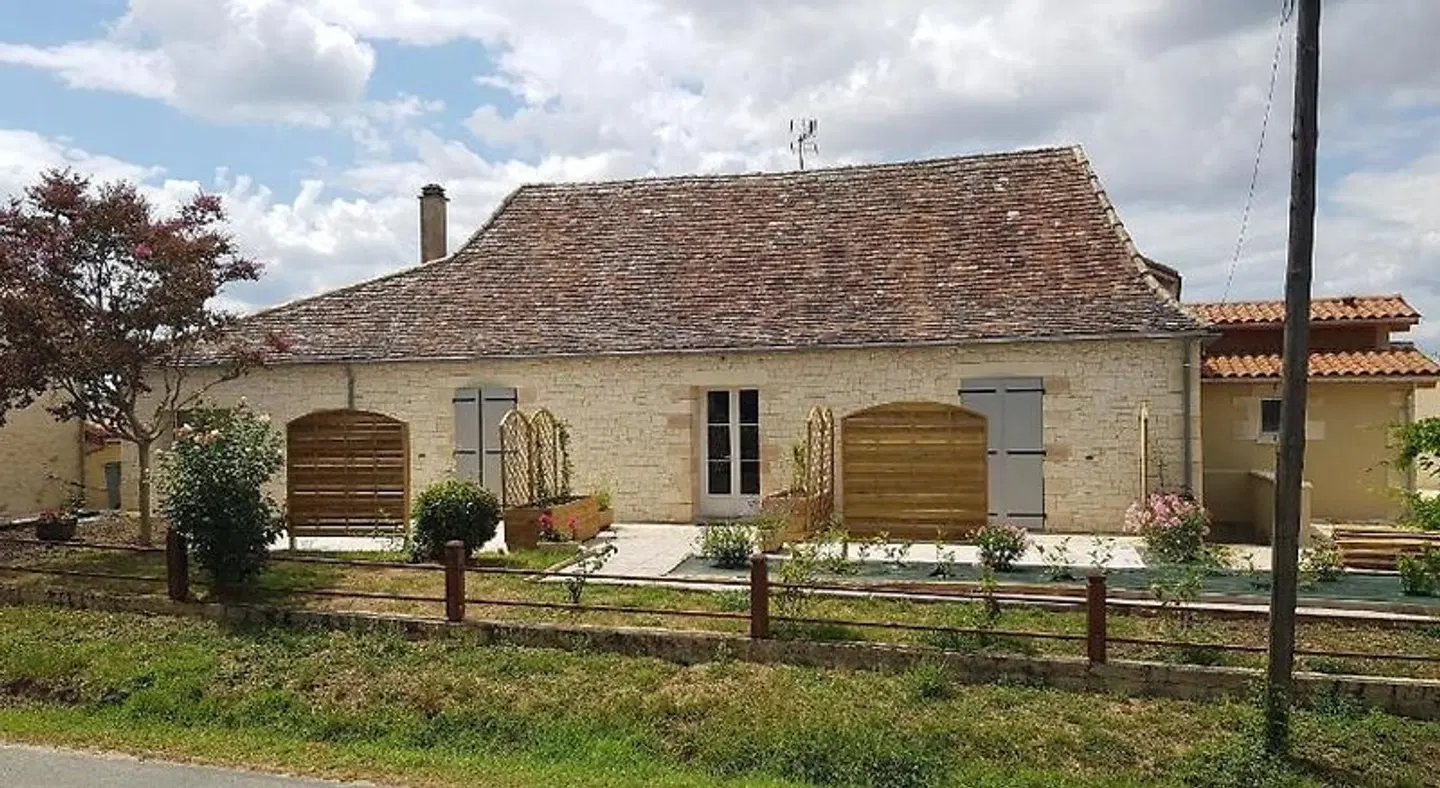 Les Marchettes EXTERIOR