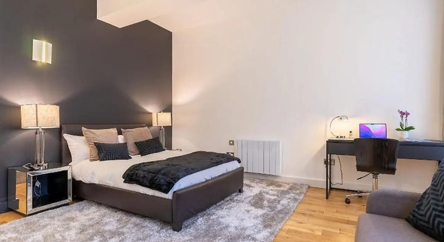 Sycamore Suites / Mandega House ROOM_EXAMPLE