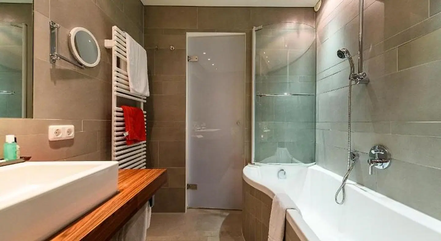 Hotel Pension Montfort Badezimmer