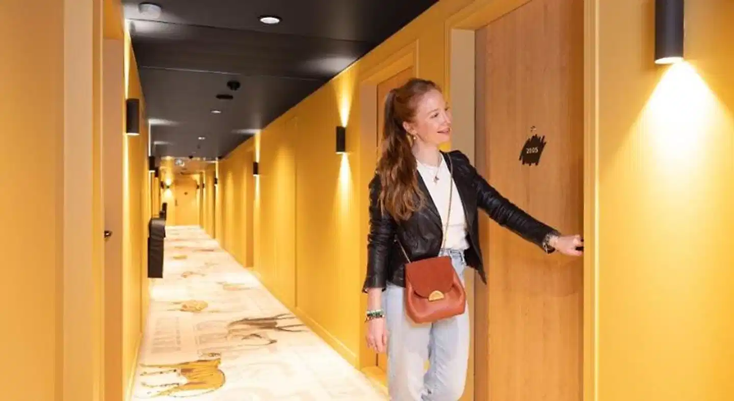 KOPSTER Hotel Residence Paris Colombes Sport und Entertainment