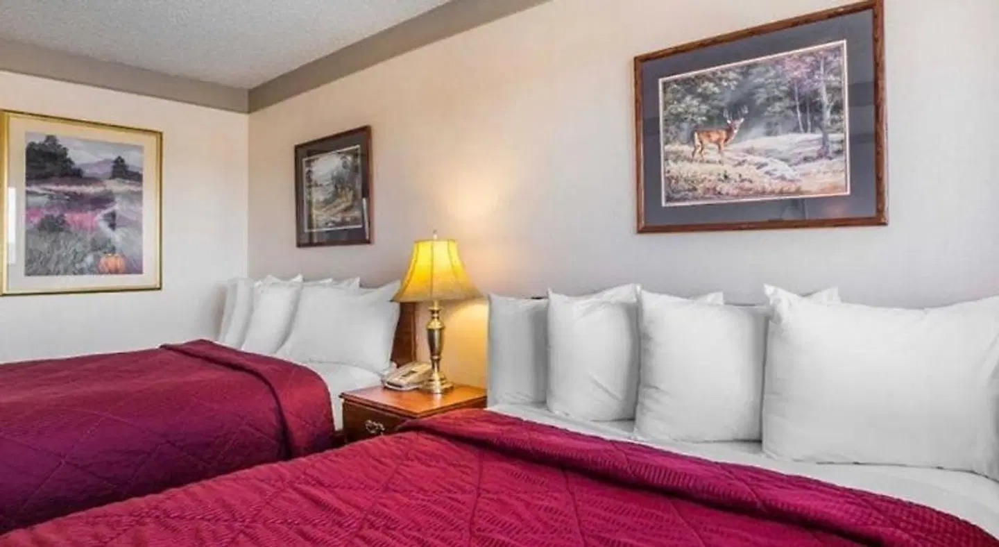 Rodeway Inn Delta ROOM_EXAMPLE