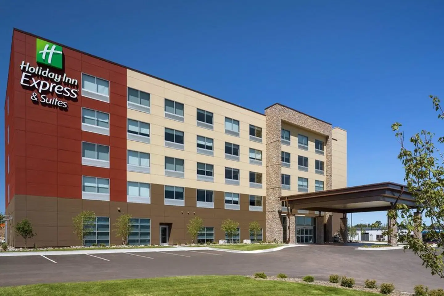 Holiday Inn Express & Suites Duluth North - Miller Hill by IHG EXTERIOR