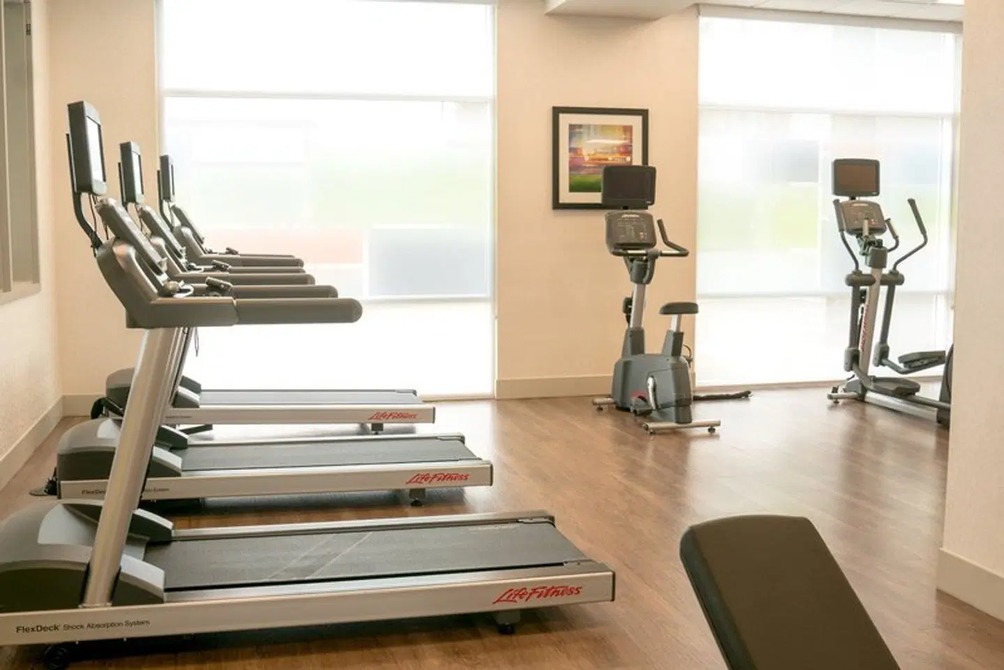 Holiday Inn Express & Suites Brandon by IHG SPORTS_AND_LEISURE