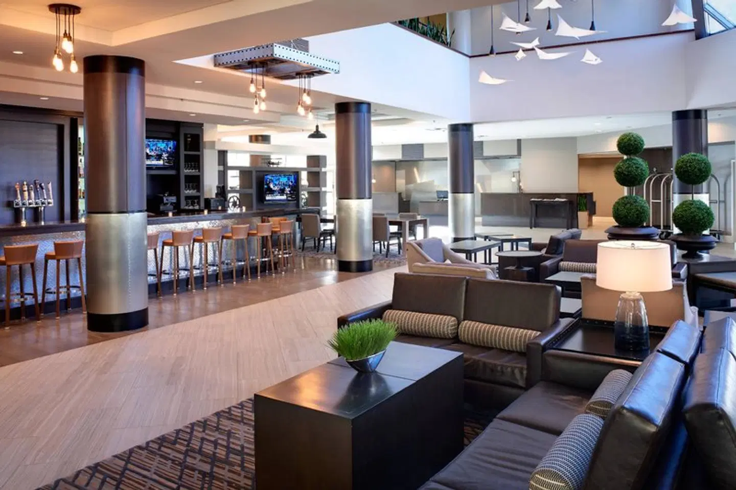 Detroit Marriott Southfield Bar