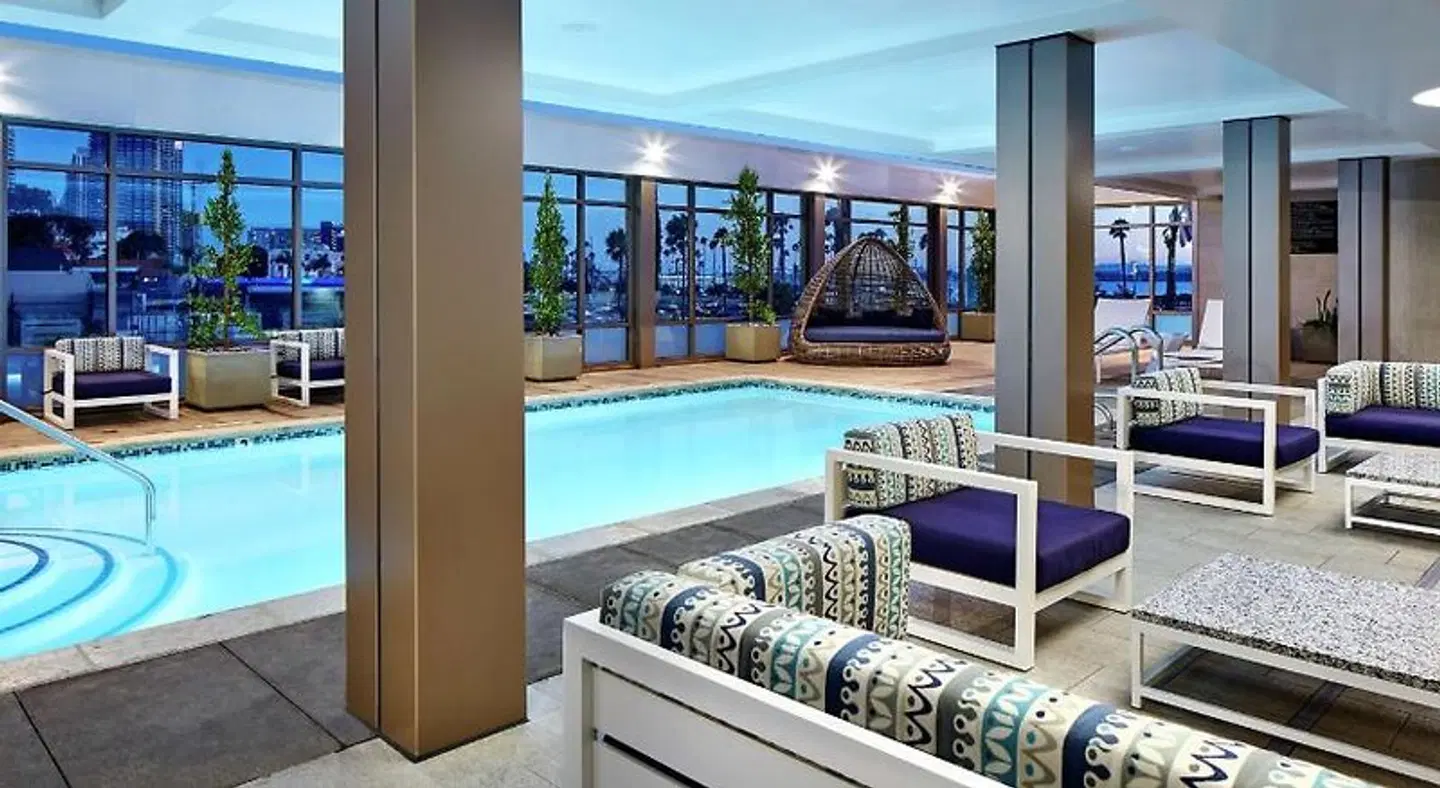 Hilton Garden Inn San Diego Downtown/Bayside Hallenbad