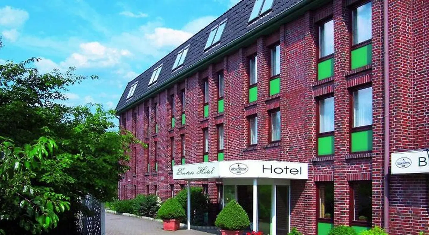 Entrée Hotel Glinde EXTERIOR