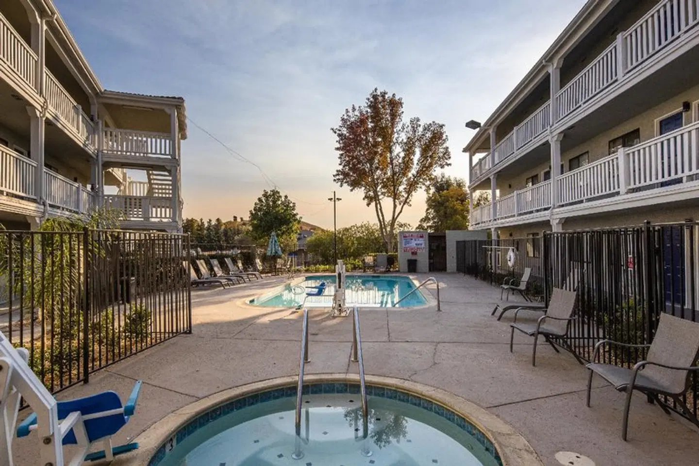 SureStay Hotel by Best Western Fairfield Napa Valley EXTERIOR