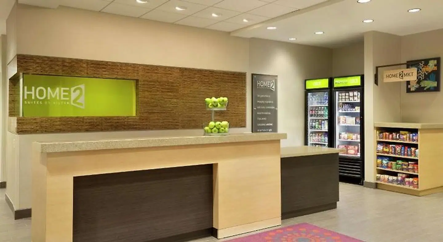 Home2 Suites by Hilton Minneapolis Bloomington LOUNGE_LOBBY