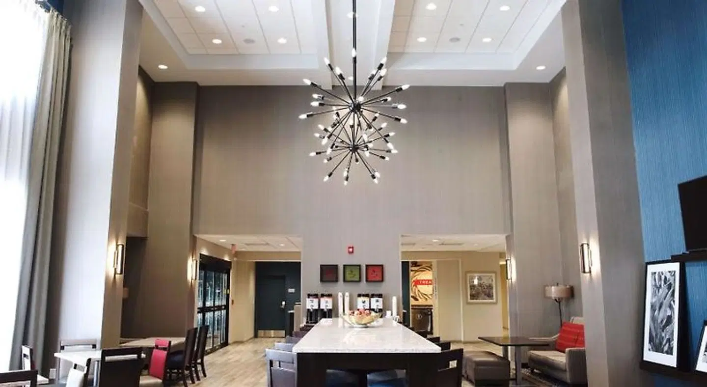 Hampton Inn & Suites Des Moines/Urbandale LOUNGE_LOBBY